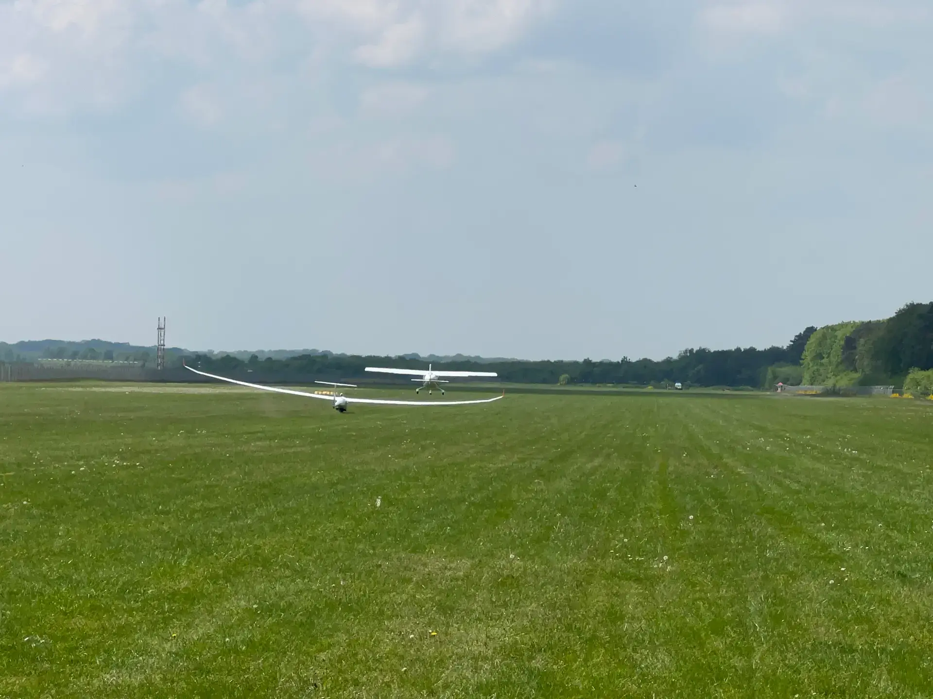 Segelflugzeug in der Thermik